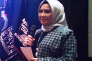 DR. Yuyut Prayuti, SH, MH